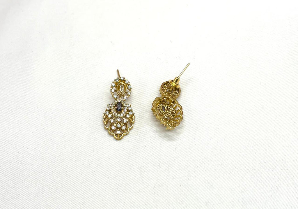 Matte finishing Puple Leaf Designed with stones Short Necklace