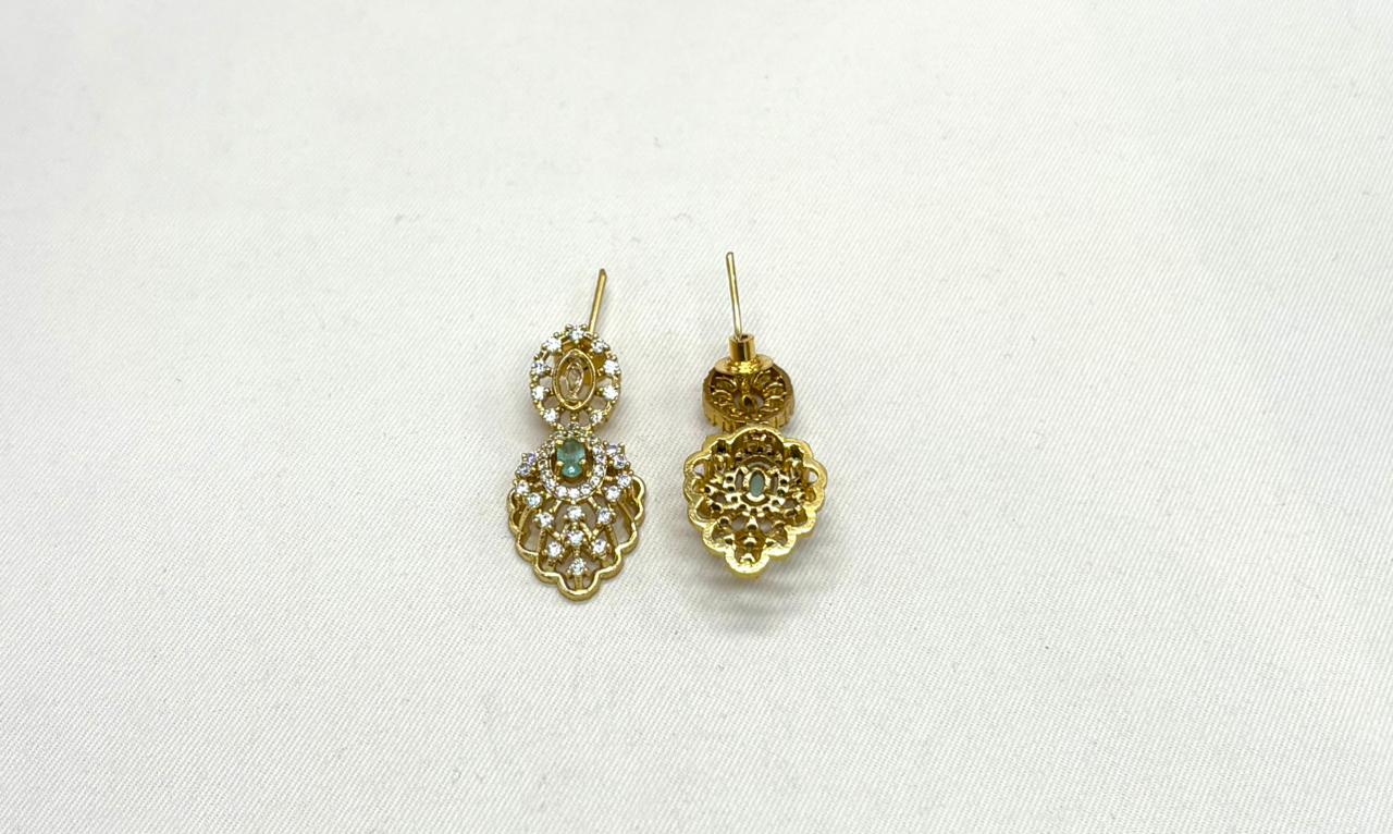 Matte finishing Mint-Green Leaf Designed with stones Short Necklace