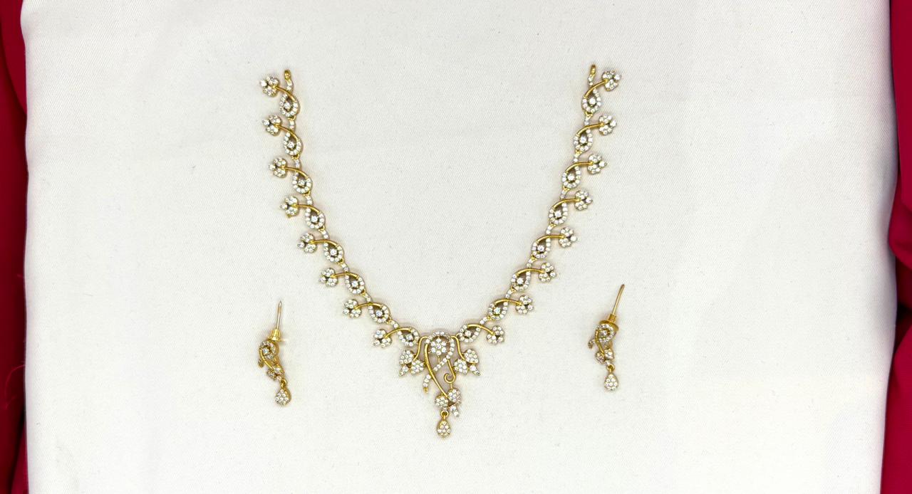 Carlton london cubic zirconia short necklace