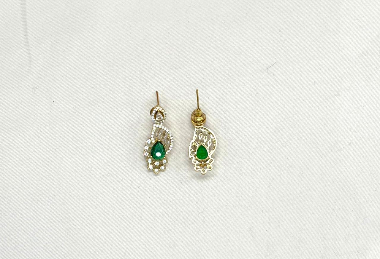 matte finishing American diamond and Green stone short Necklace