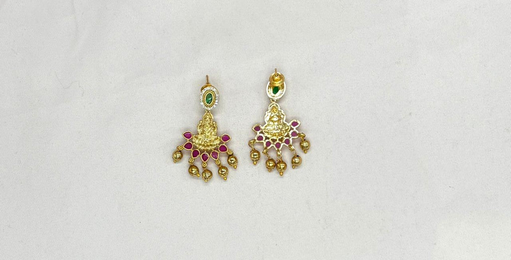 Matte finishing with lord Lakshmi Pink stones Short Necklace