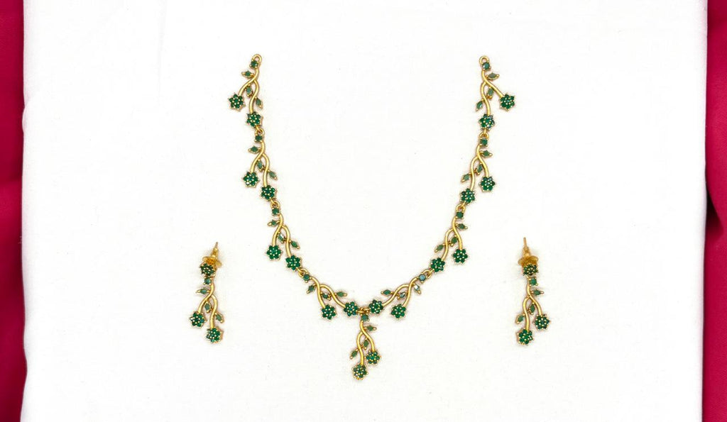 Alloy Green Crystal Floral vine design Short Necklace