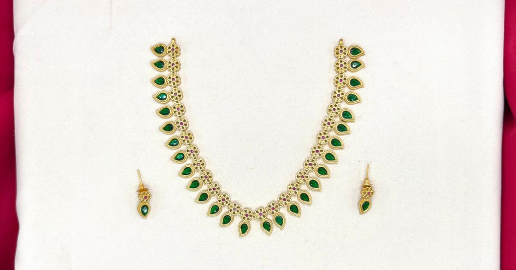 Matte finishing Green Mango Design Kerala Palakka Short Necklace