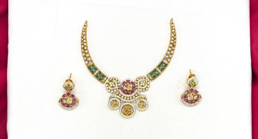 Matte finishing goddess Lakshmi and peacock design kanti