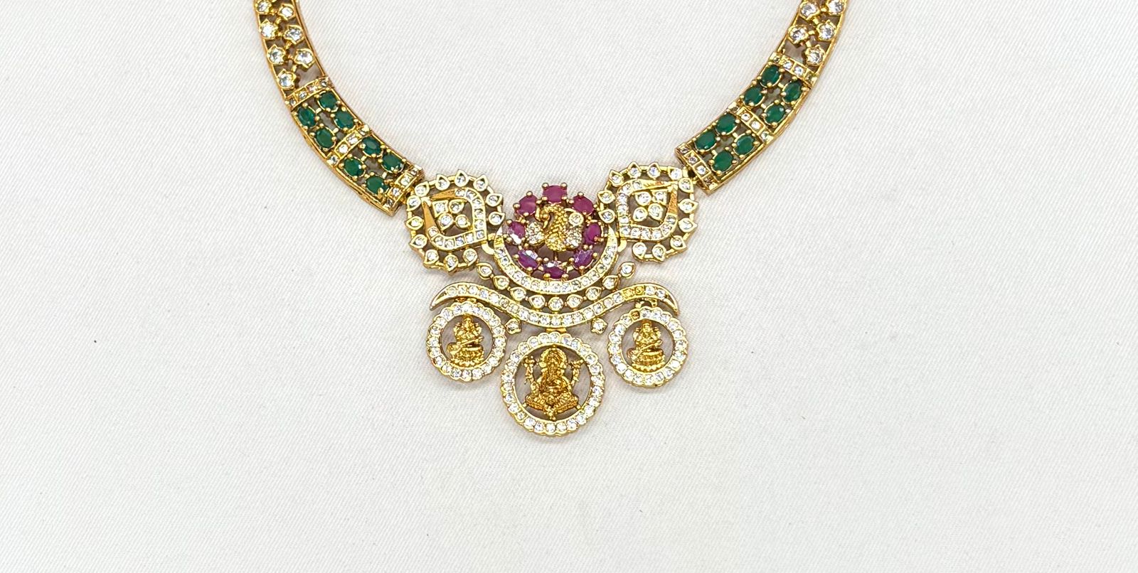 Matte finishing goddess Lakshmi and peacock design kanti