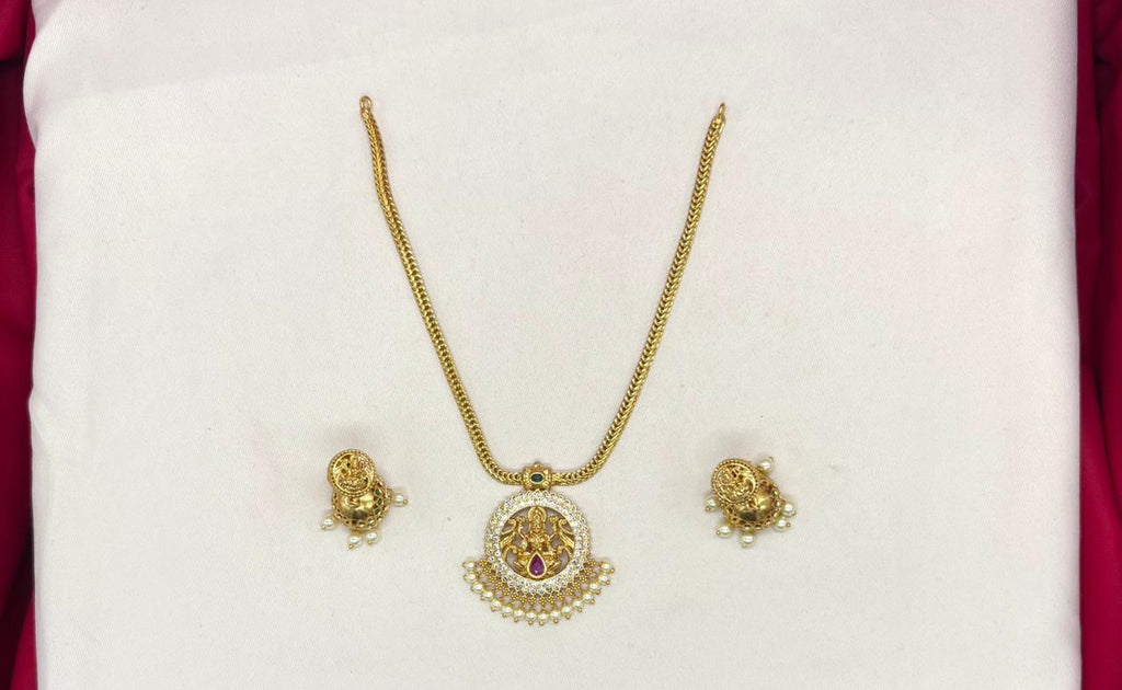 Matte finishing with lord Lakshmi and whiten stone short necklace