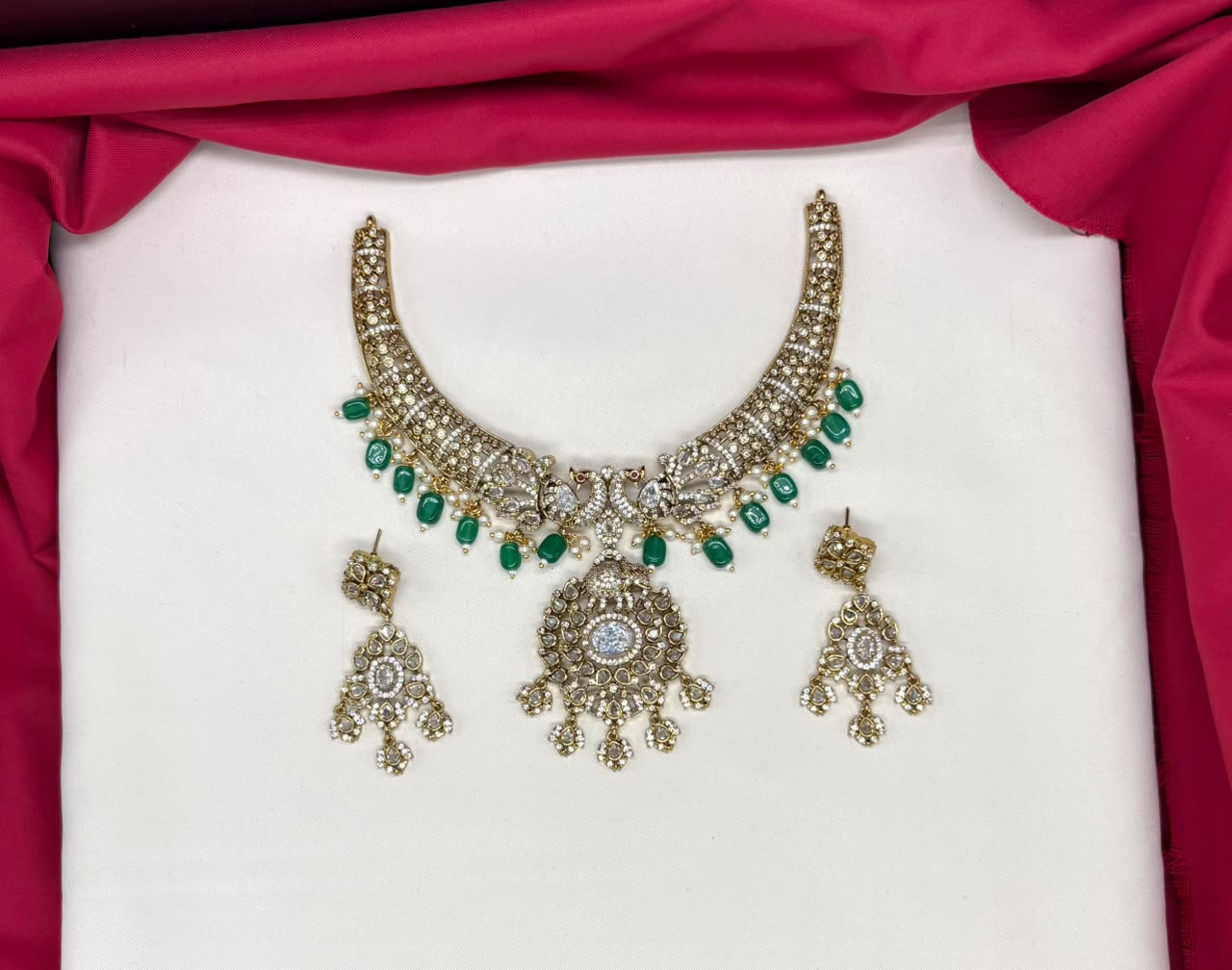 Victorian finishing floral elephant design with Green beads Short Necklace