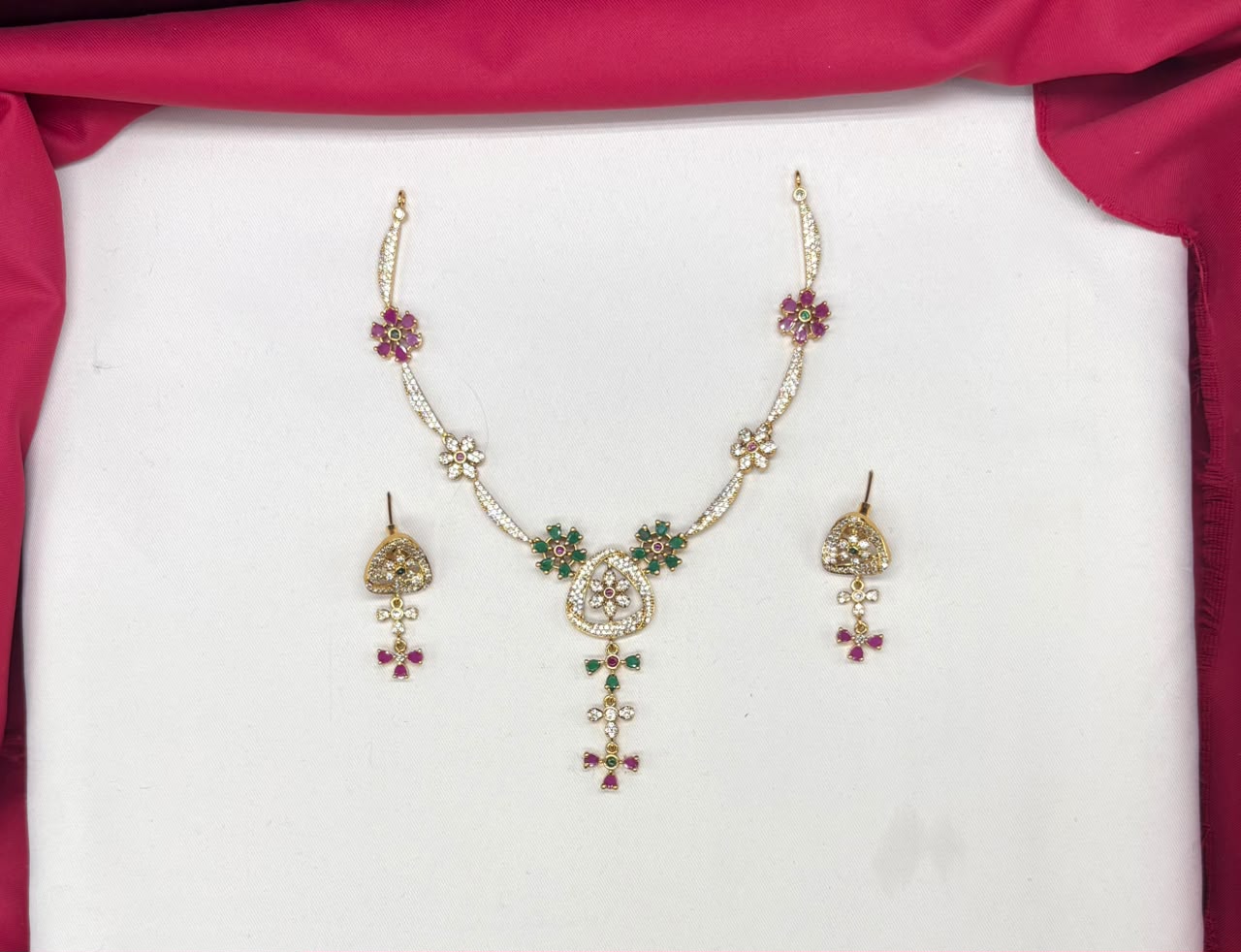 matte finishing flower design with multi stone short Necklace