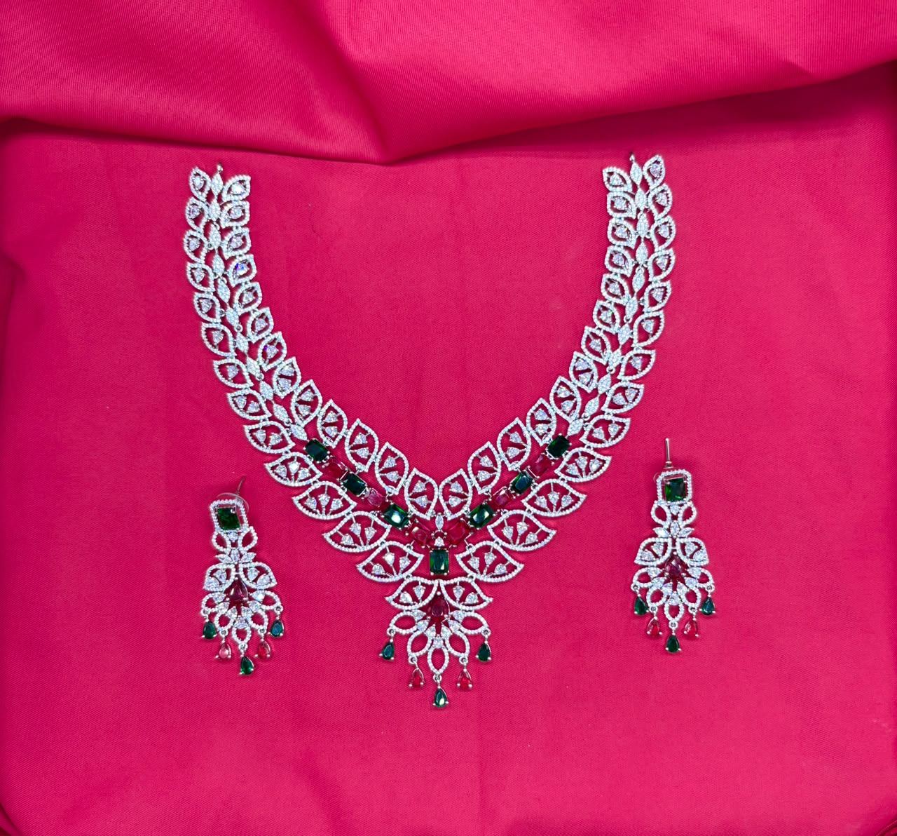 Sliver finishing American Diamond Multi-stones leaf design stones Necklace