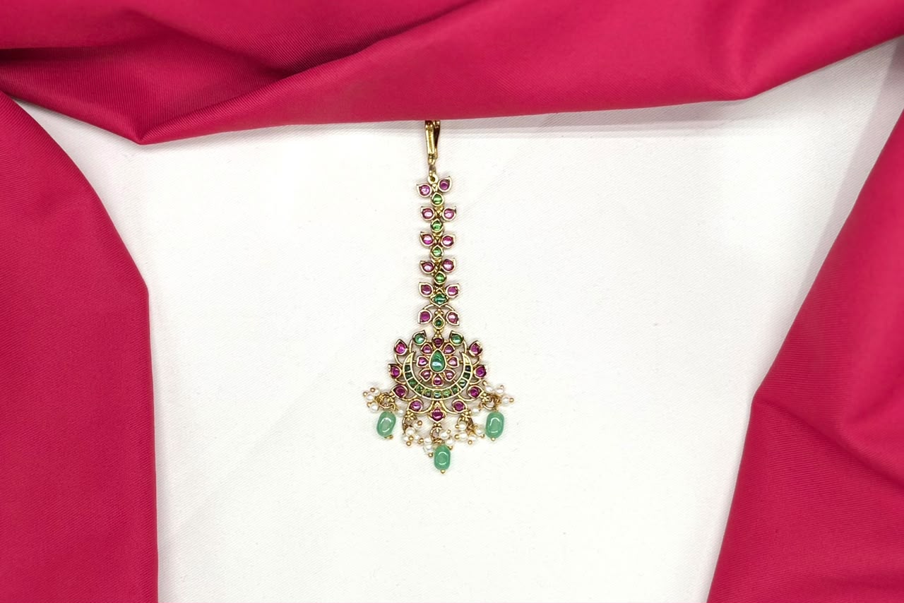 Jadau Kundan finishing Floral design green beads Maang Tikka