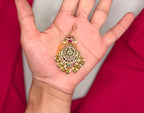 Jadau Kundan finishing Floral design Golden Balls Maang Tikka