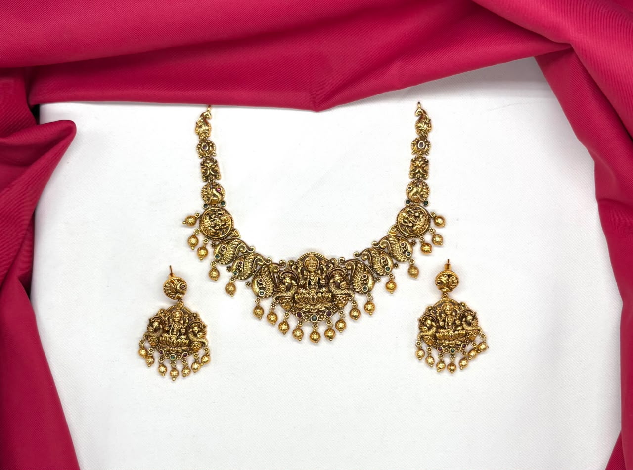 Premium Nakshi finishing Lord Lakshmi pendent with Golden balls Short Necklace