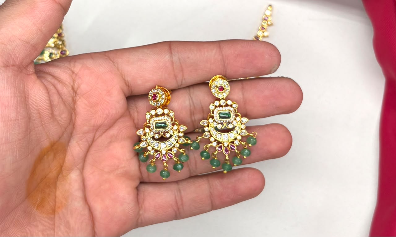 Nakshi finishing with Green Beads flower design Short Necklace