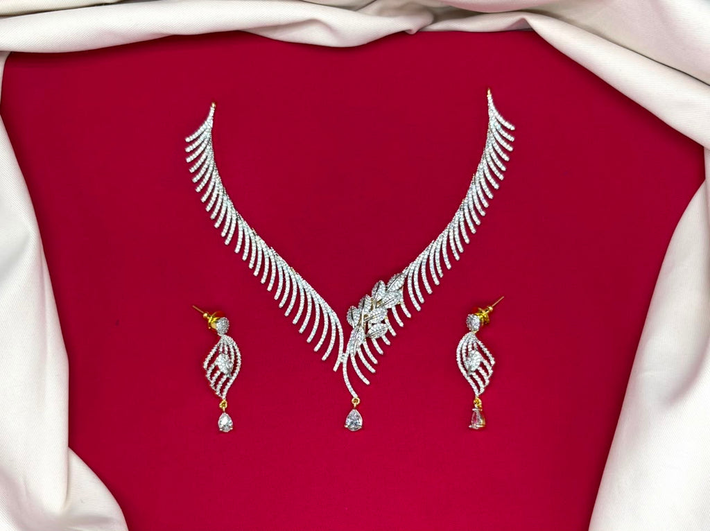 G.J finishing features rhodium-plated with White drop stones cubic zirconia short Necklace