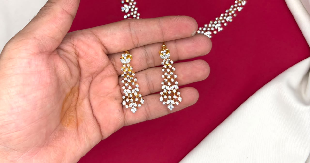G.J finishing flower star cuts diamonds design short Necklace .
