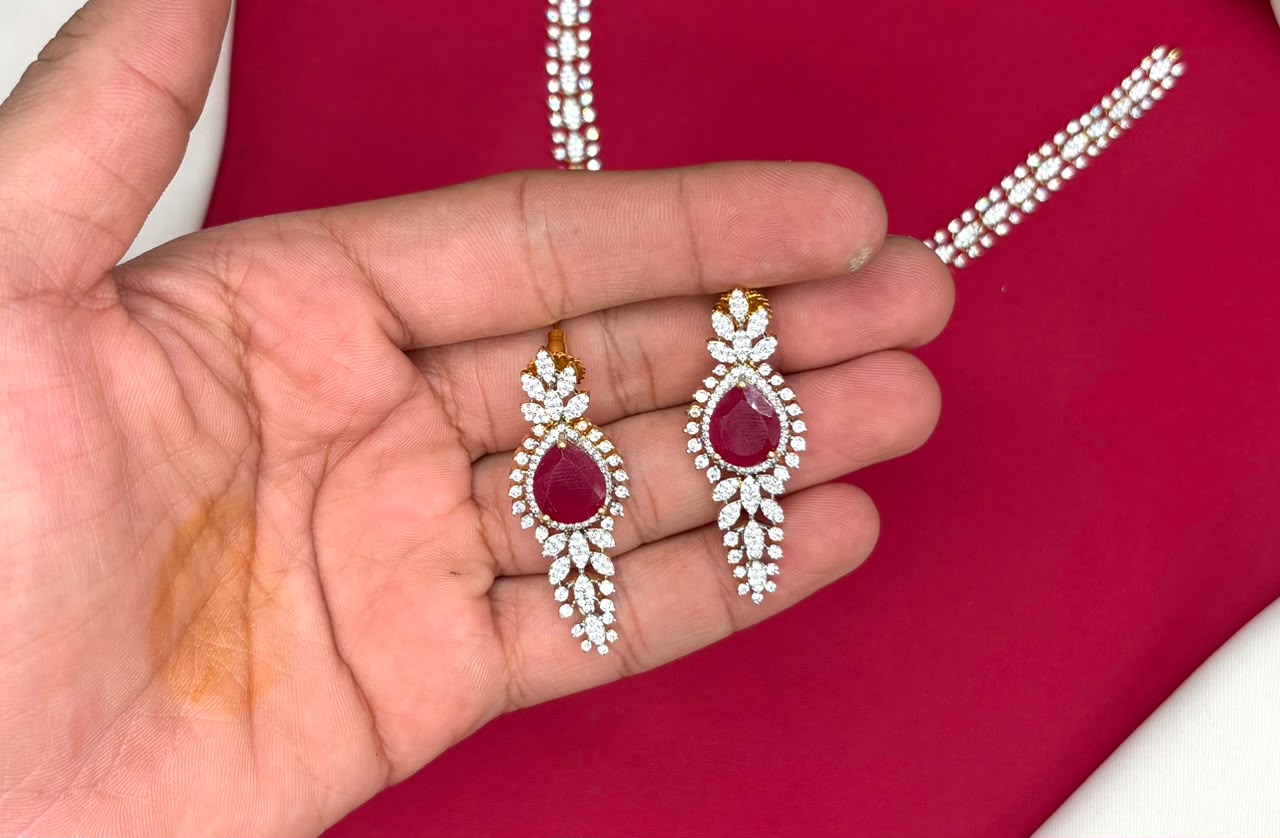 G.J finishing emerald and Pink stone with tear-drop emerald pendant Short Necklace