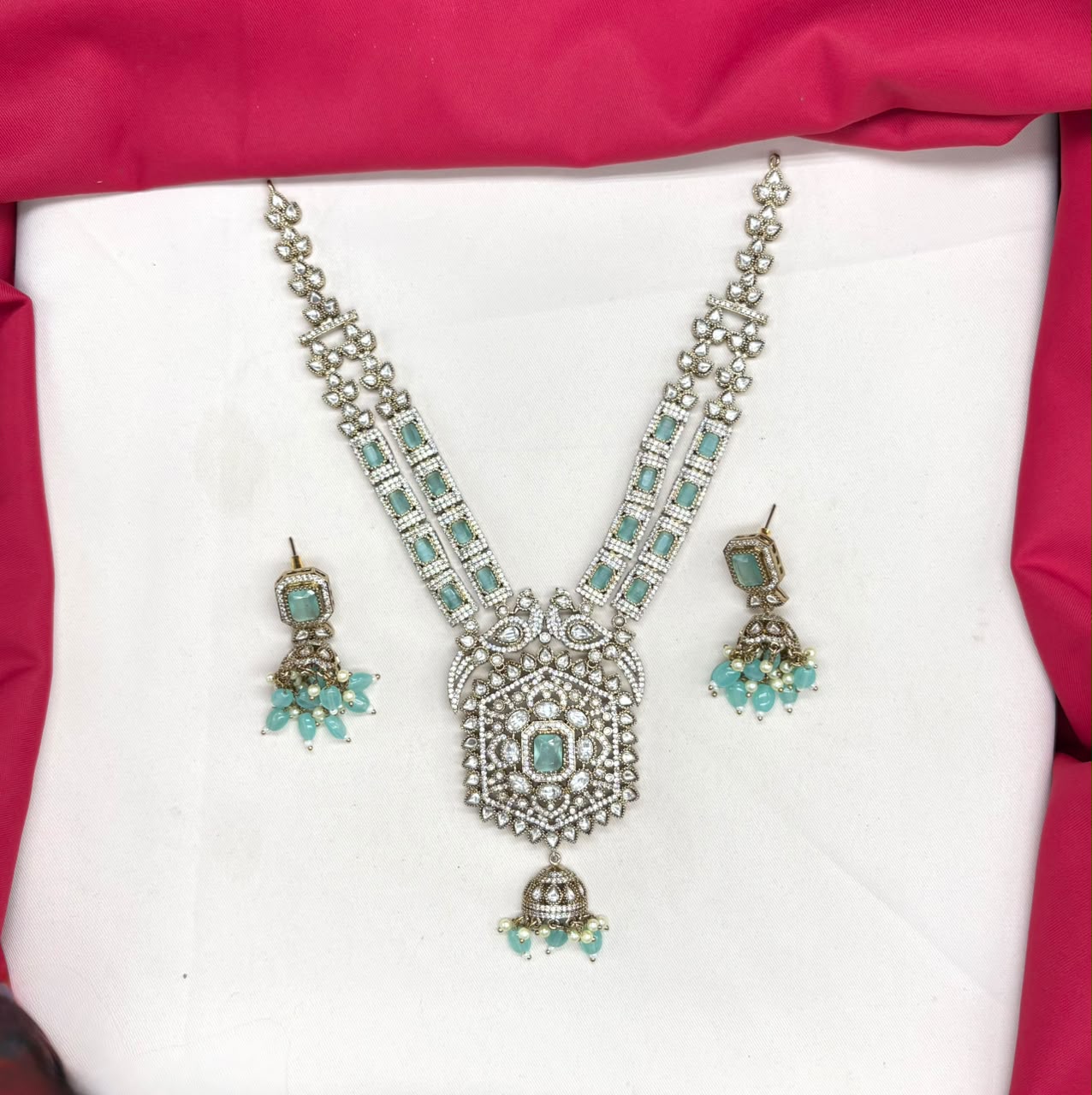 Victorian finishing mint green stones and moissanite stones two layered Short Necklace
