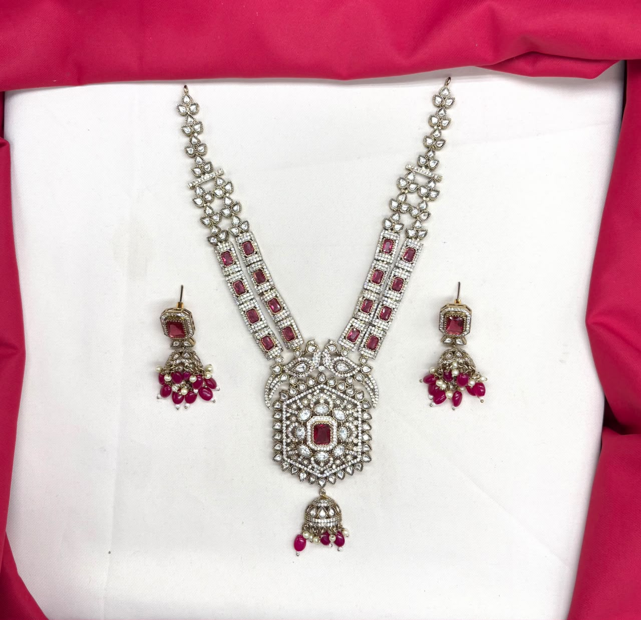 Victorian finishing mint Red stones and moissanite stones two layered Short Necklace