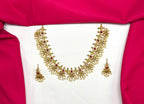 matte finishing multi colours stones with pearls short Necklace