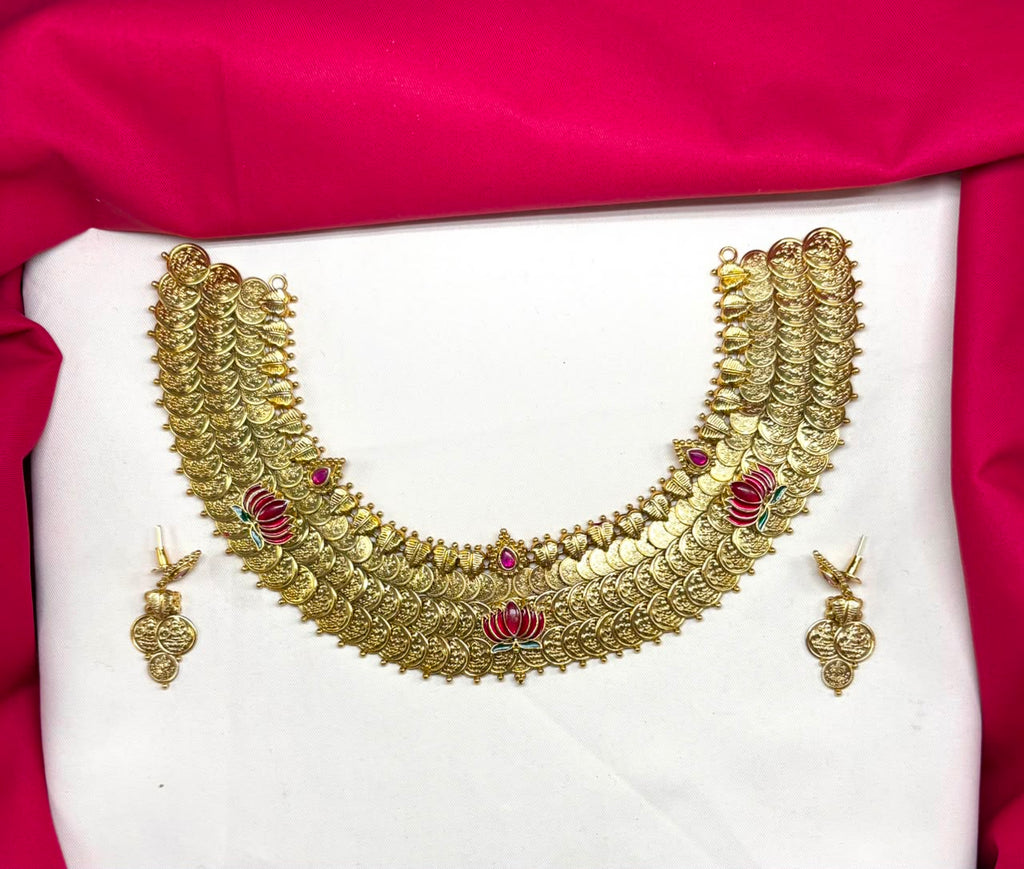Naskhi finishing Kasumala Ruby lotus motifs layers Necklace