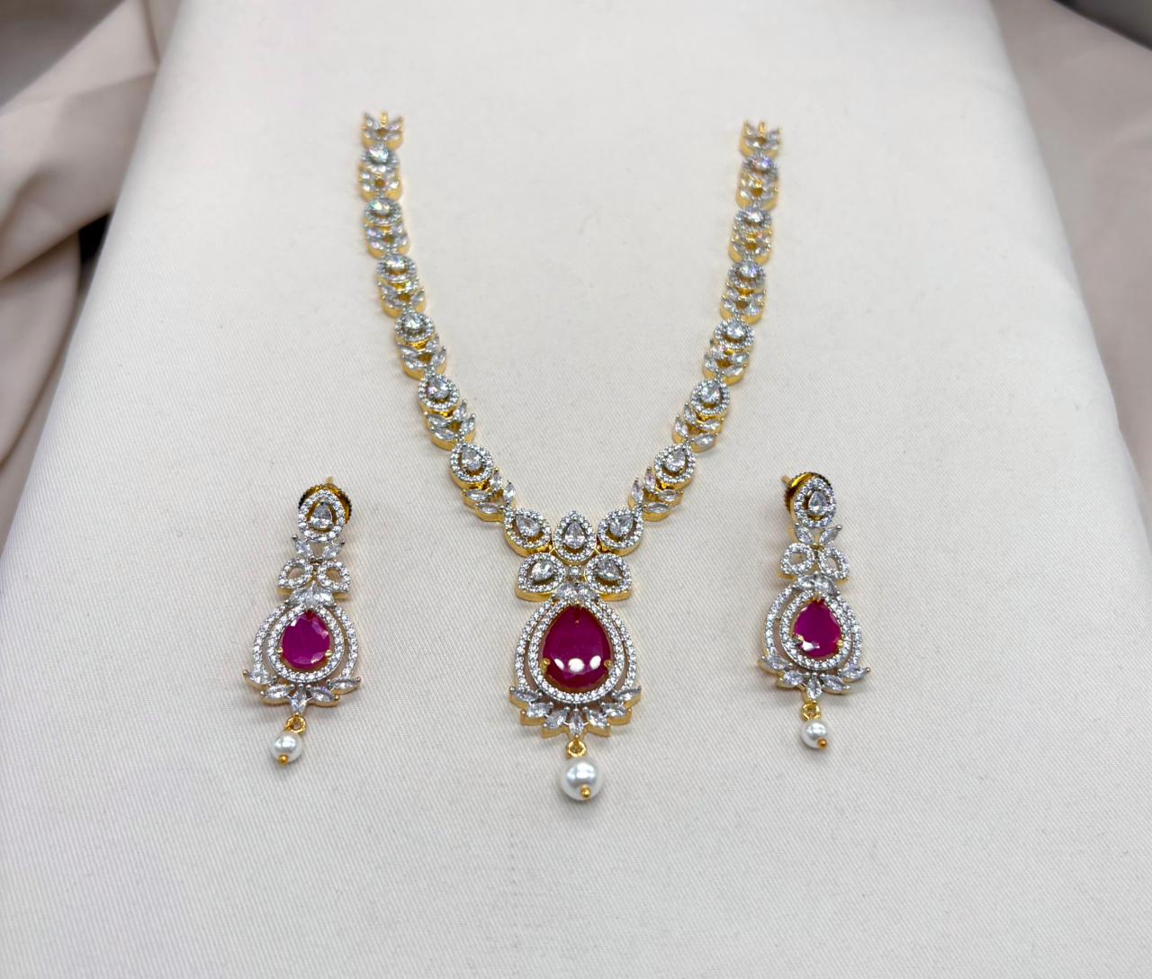 Gj Polish Short Necklace