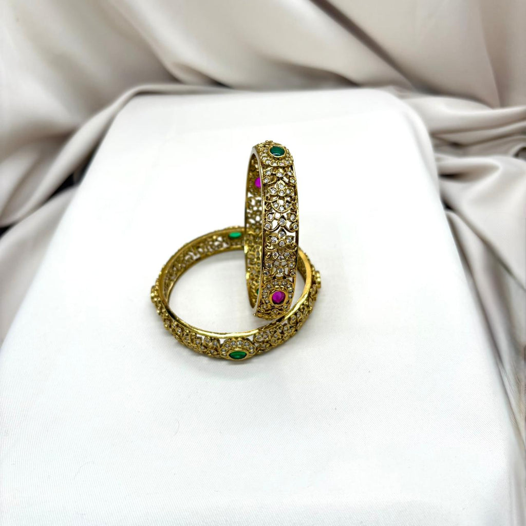 Victorian Flower Designed Bangle