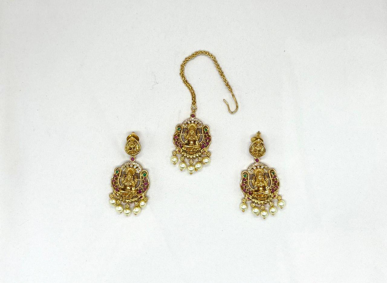 Matte finishing Lord Lakshmi Combo-Set