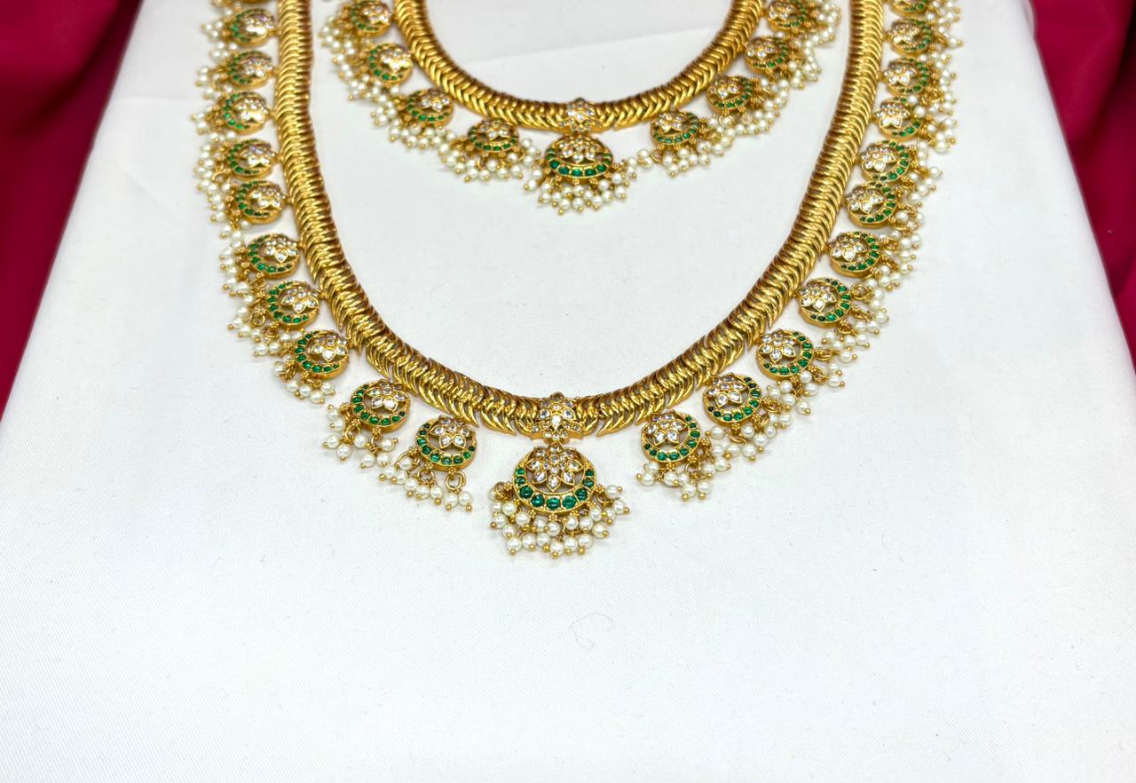 Jalebi with Green Kempu Stone Combo-Set