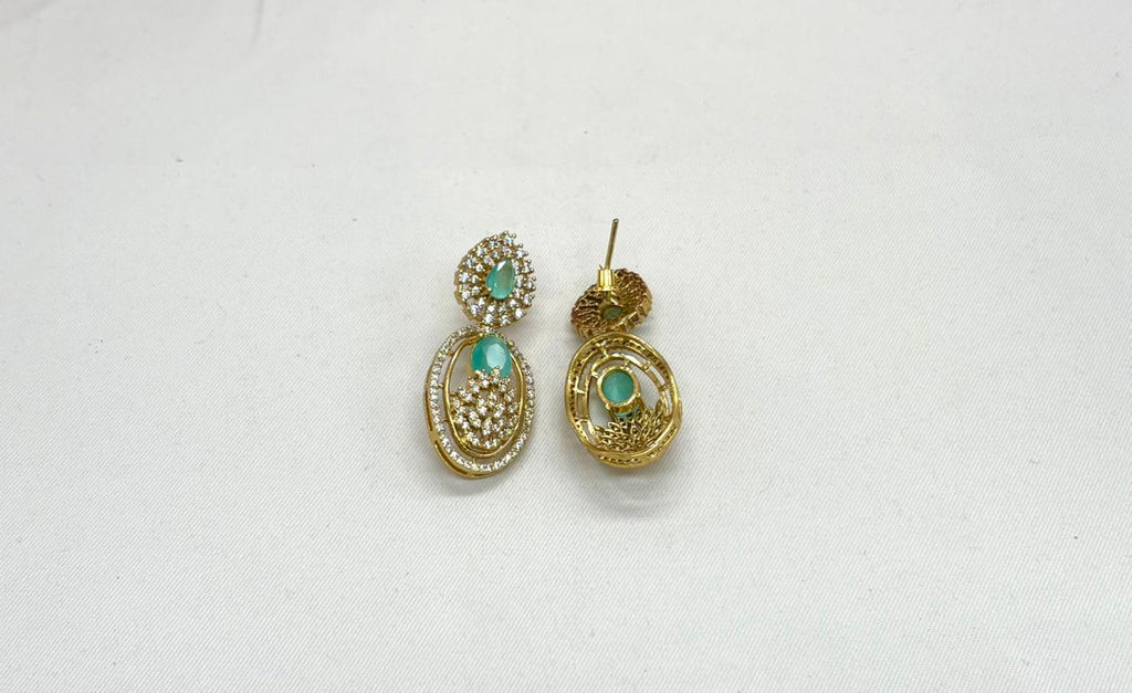 Two-tone finish Mint-Green zircon beaded Short Necklace