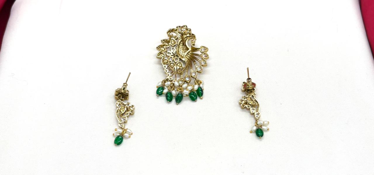 Victorian finishing peacock designed with green monalisa beads Locket
