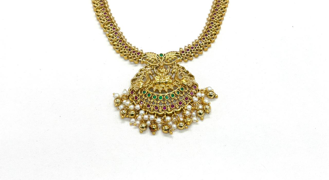Matte finishing lord Lakshmi pendent with small stones Short Necklace