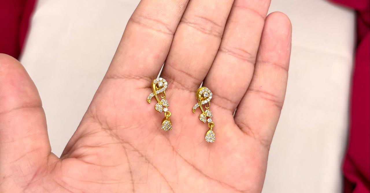 Carlton london cubic zirconia short necklace