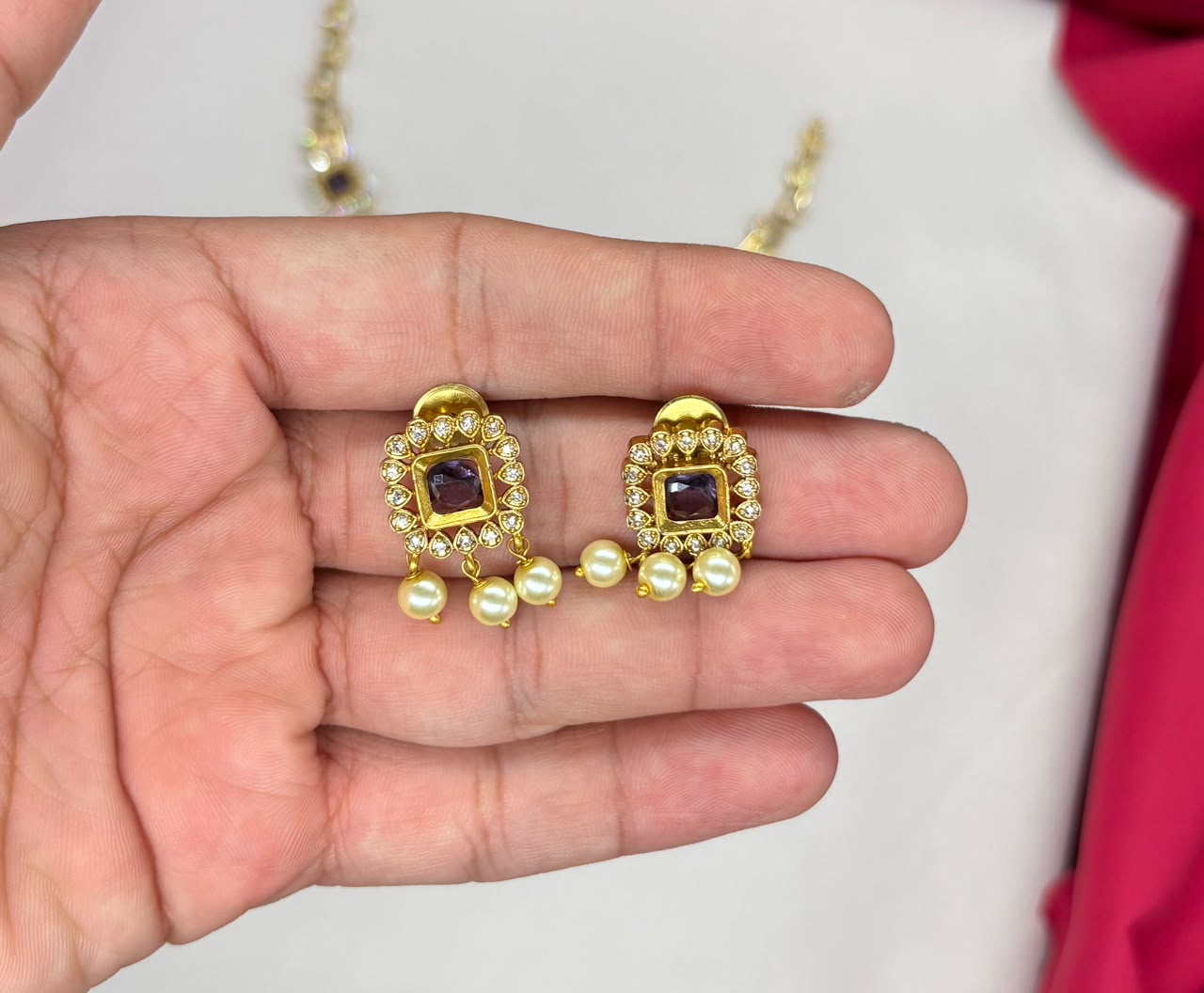 Matte finishing Purple stones with pearls short Necklace