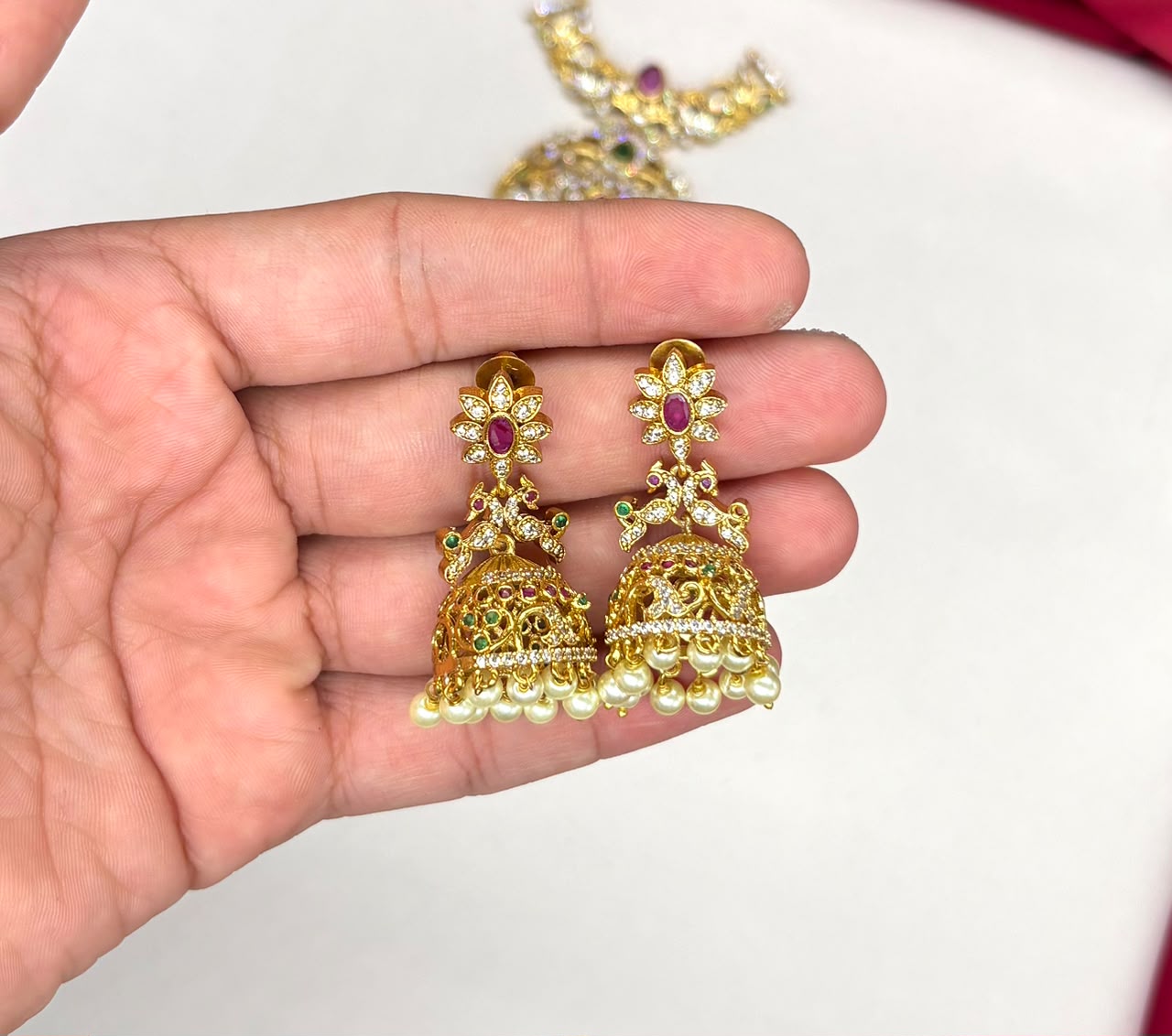 matte finishing ad stones peacock design Locket