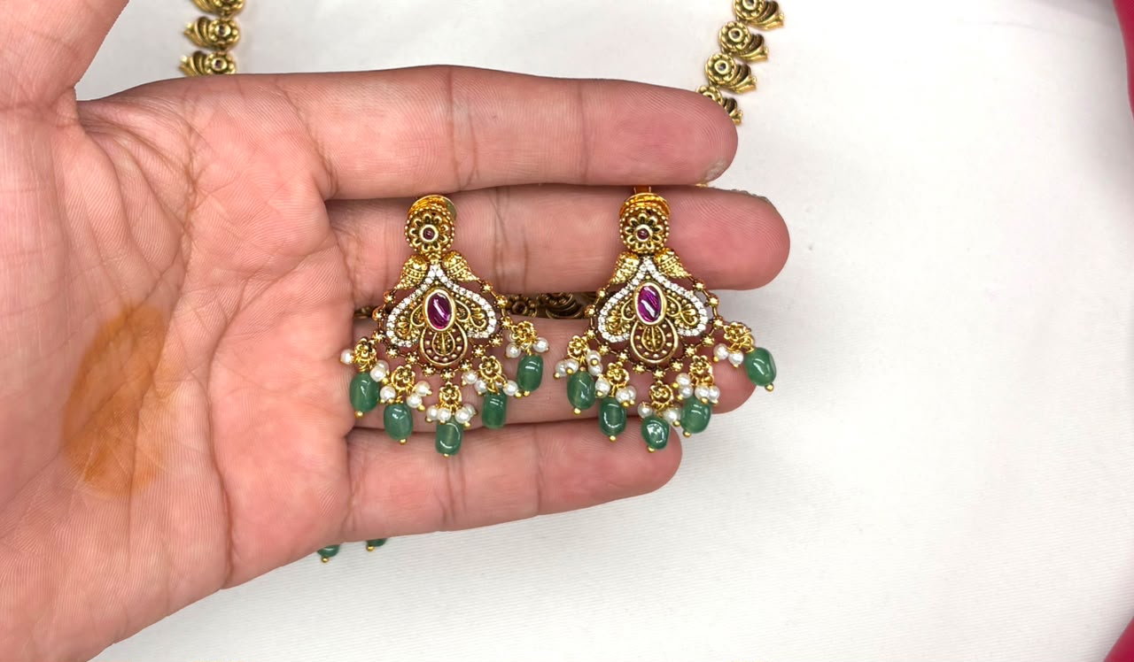 Premium Nakshi finishing flower design with Green Beads Short Necklace