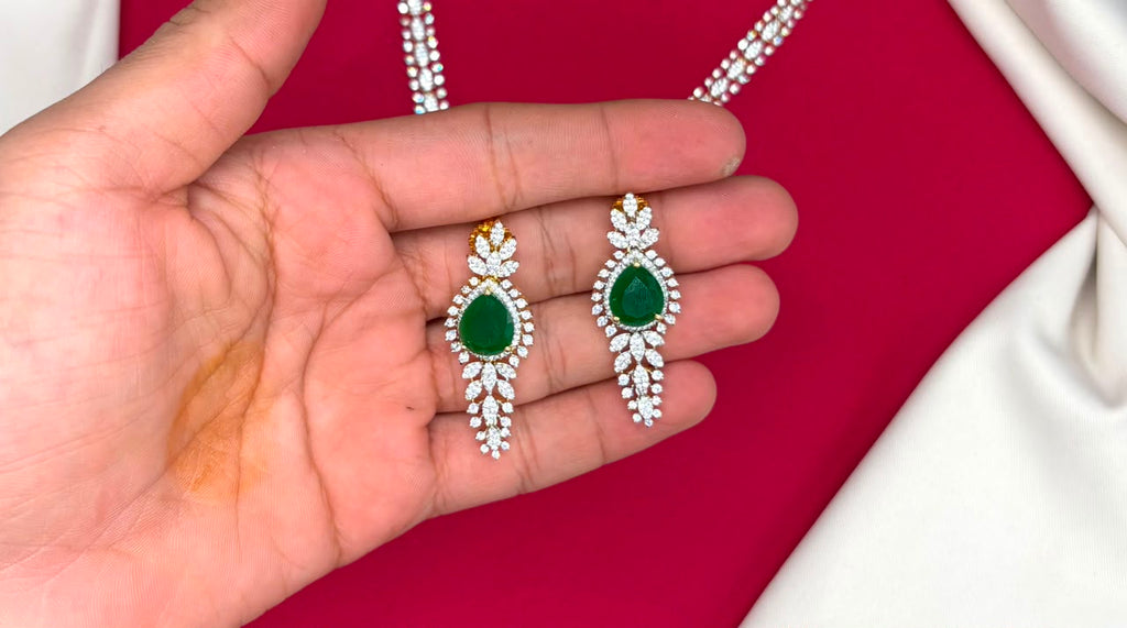 G.J finishing emerald and Green stone with tear-drop emerald pendant Short Necklace
