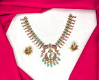 premium Jadau Kundan with kmepu stones drop Green Beads short Necklace