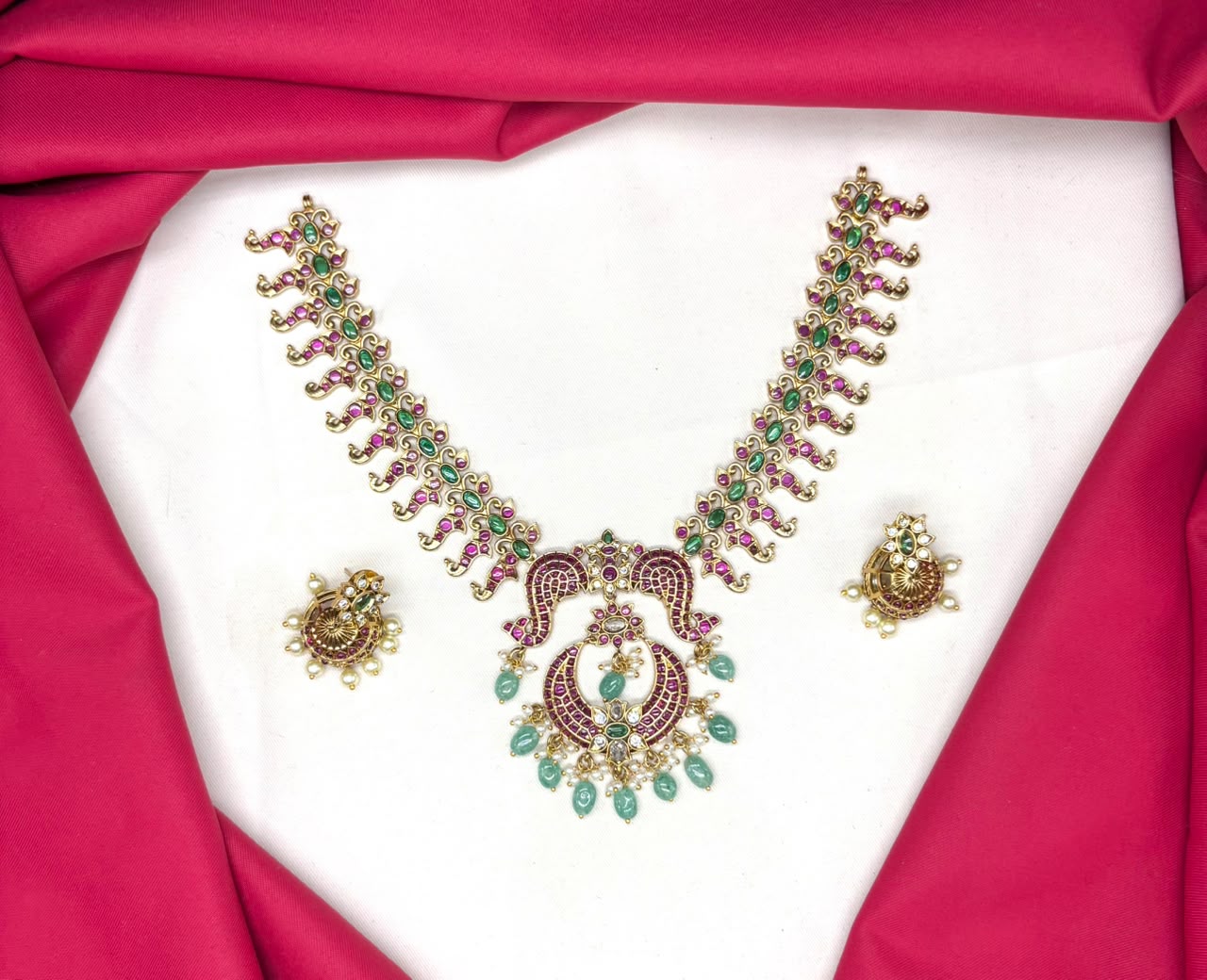 premium Jadau Kundan with kmepu stones drop Green Beads short Necklace