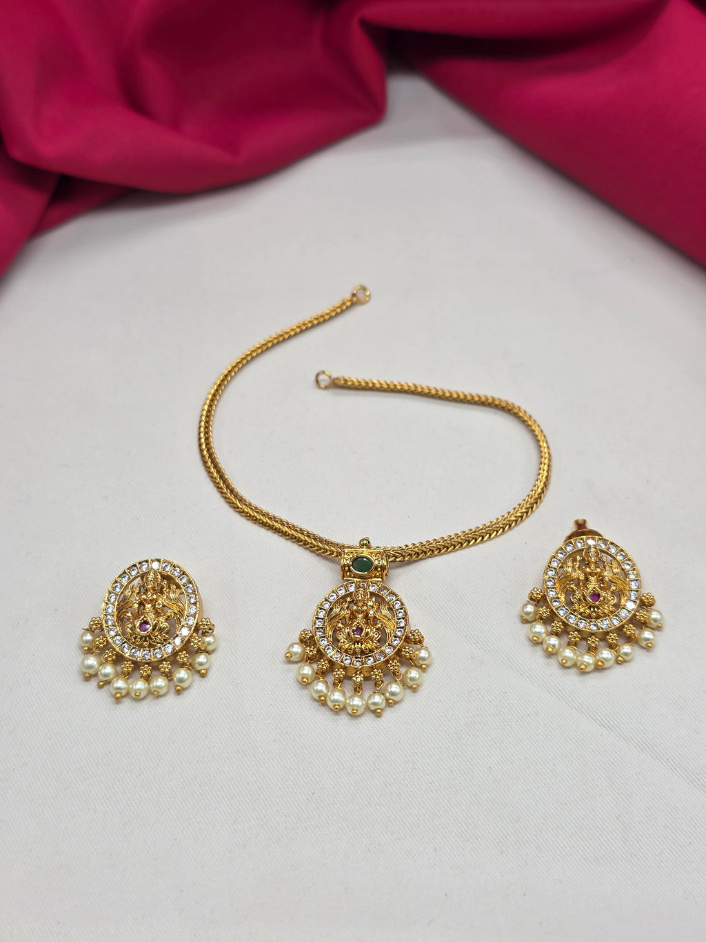 Kante necklace