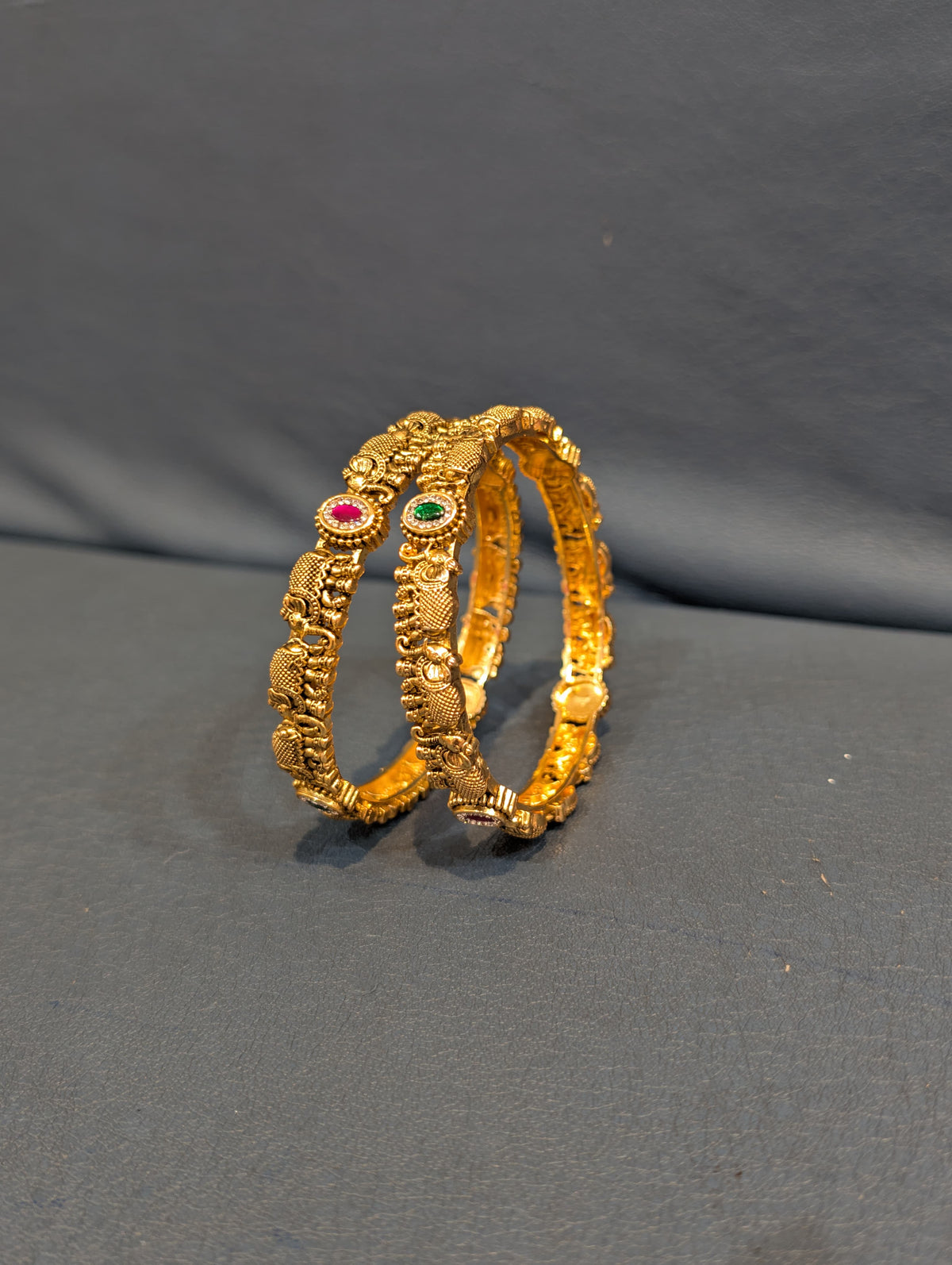 Elegant design premium quality nakshi bangles