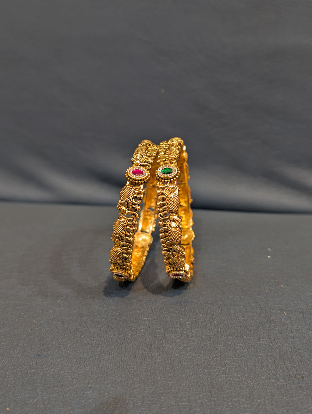 Elegant design premium quality nakshi bangles